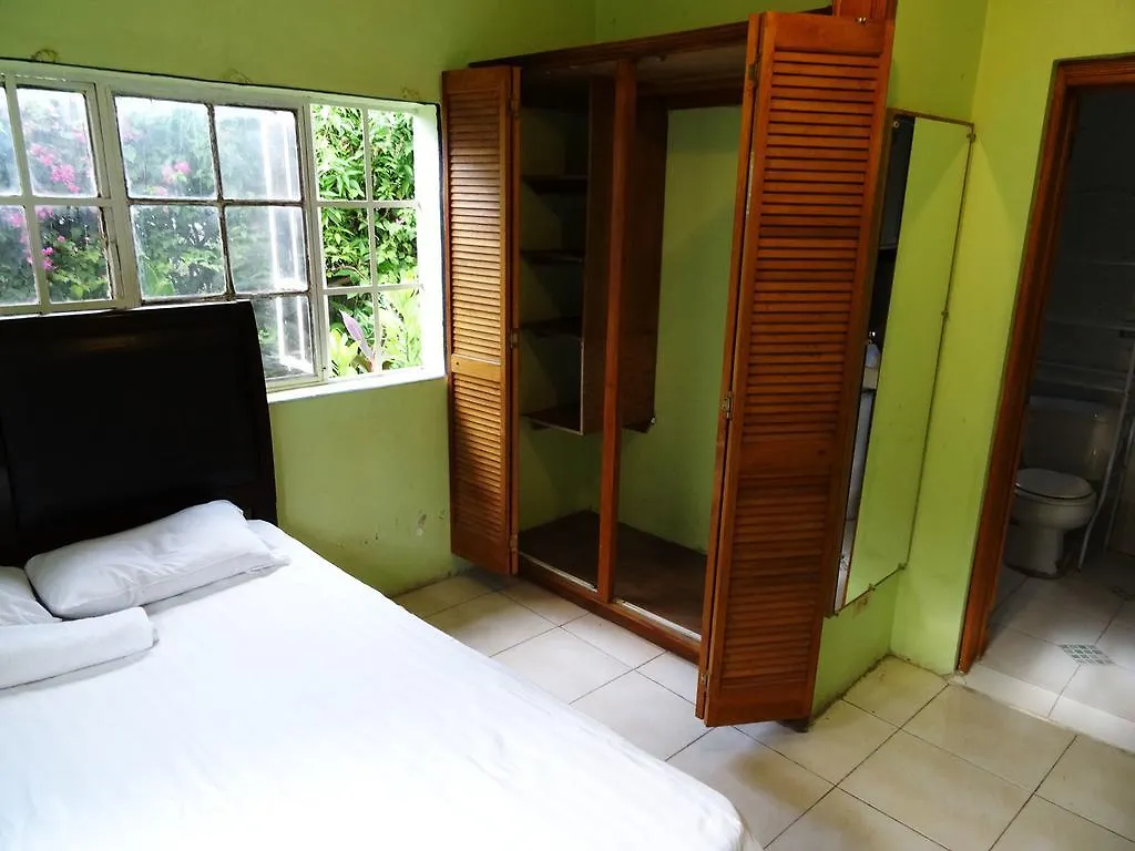 Auberge De La Cigogne Port-au-Prince Haiti