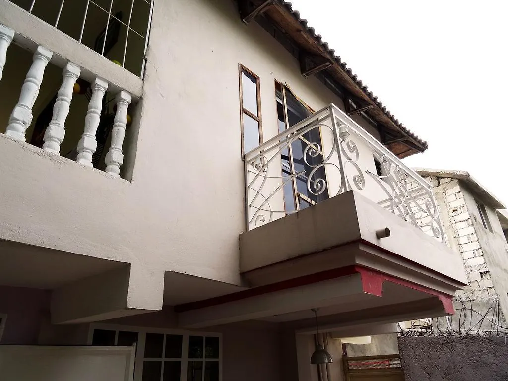 Auberge De La Cigogne Port-au-Prince Guest house